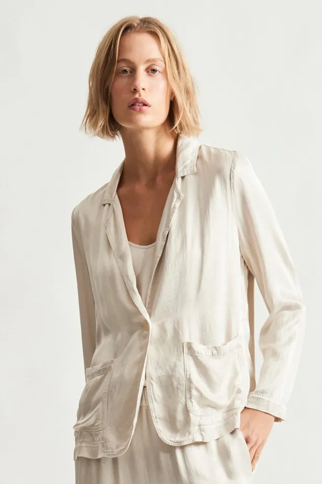 Raquel Allegra Jackets Women Pebble Satin Dirty White Juba Jacket
