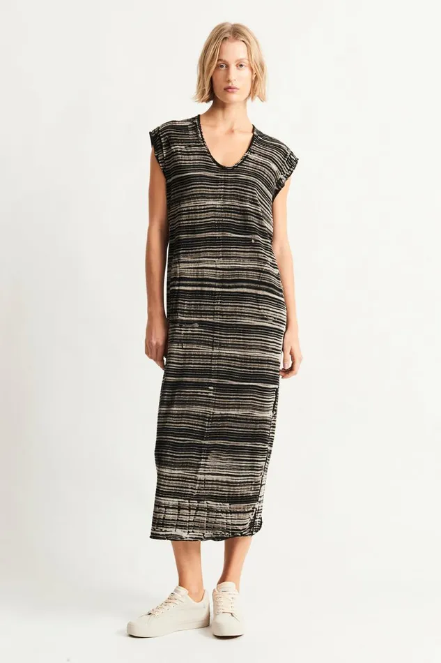 Raquel Allegra Sweaters and Knits Women Brush Black Cocoon Dress
