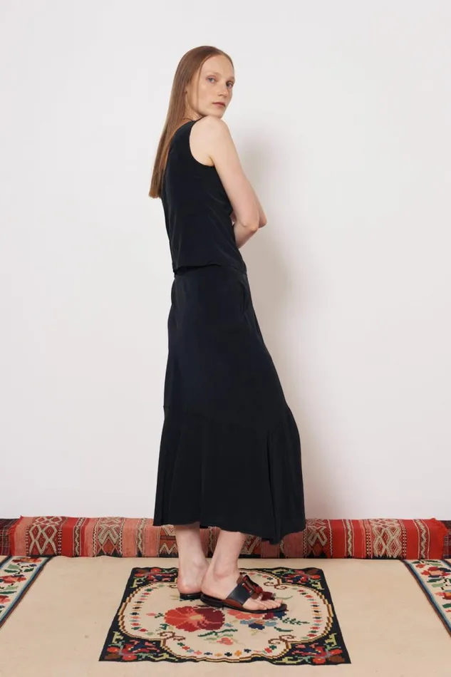 Raquel Allegra Tops Women Silk Black Ada Tank
