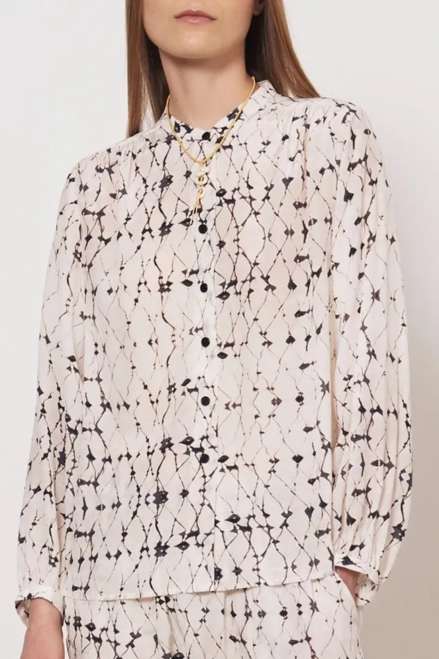 Raquel Allegra Tops Women Silk Georgette Diamond Cream Vanessa Blouse