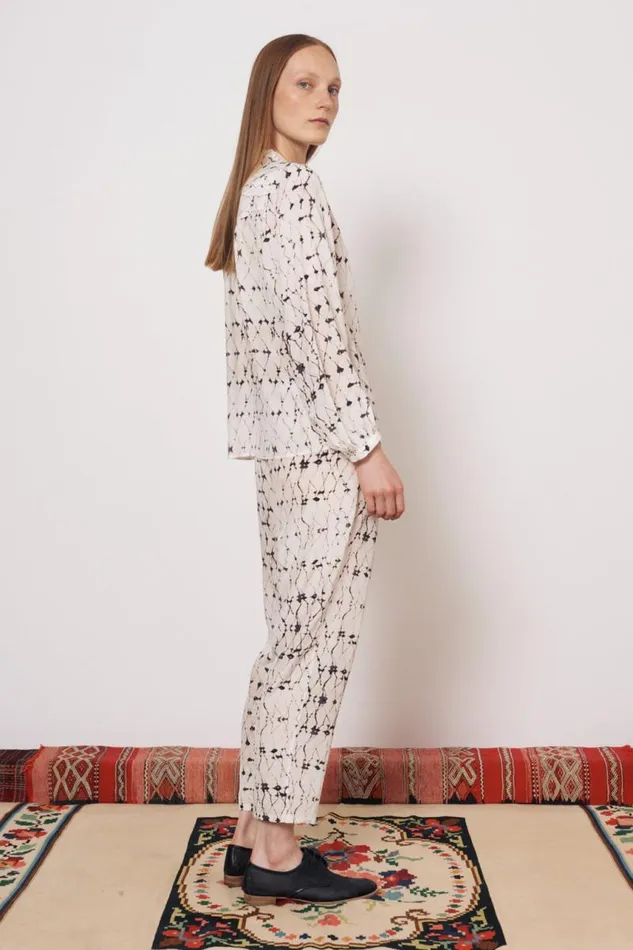 Raquel Allegra Tops Women Silk Georgette Diamond Cream Vanessa Blouse