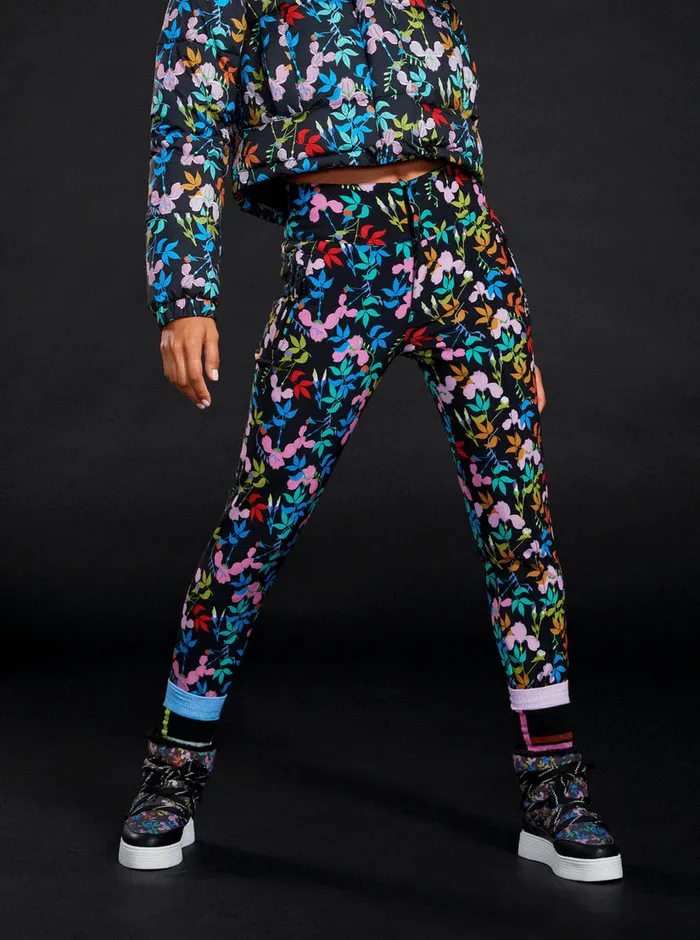 Roxy Snow Pants ROWLEY X Fuseau Technical Snow Pants True Black Multifloral 8211 Womens Roxy Snow Pants ROWLEY X Fuseau Technical Snow Pants True Black Multifloral 8211 Womens