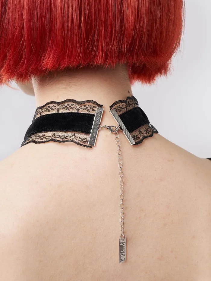 Shop Cruel Lover Velvet Pendant Choker Minga London Accessories