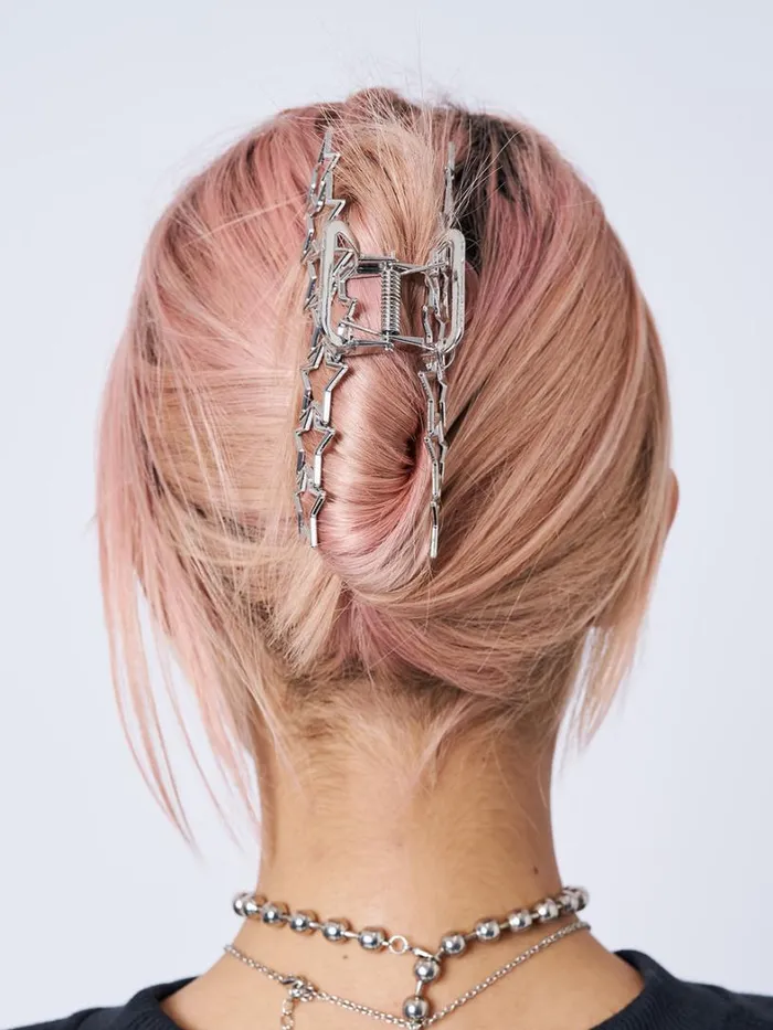 Shop Minga London Accessories Stars Aligned Silver Claw Clip