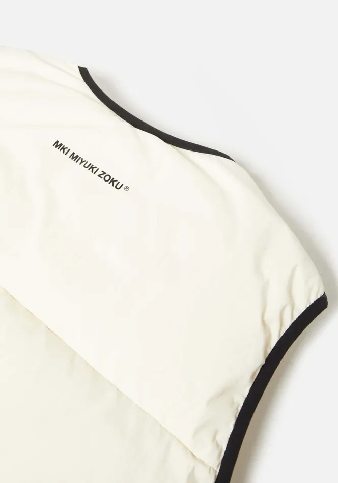 Shop MKI BUBBLE VEST Off White MKI MIYUKI ZOKU Outerwear