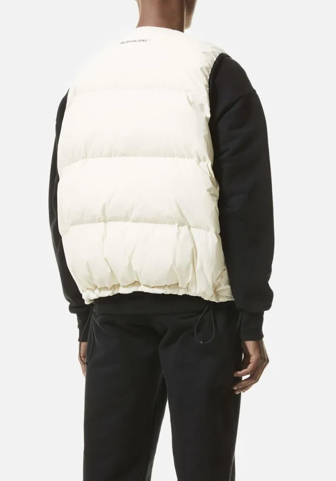 Shop MKI BUBBLE VEST Off White MKI MIYUKI ZOKU Outerwear