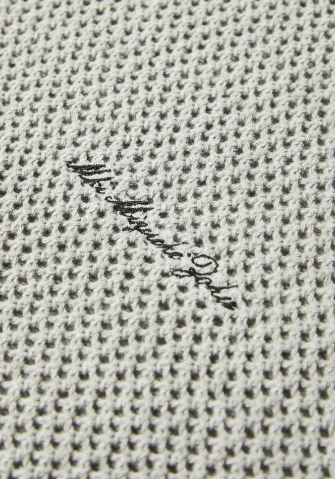 Shop MKI LOOSE GAUGE CREW Grey MKI MIYUKI ZOKU Knitwear Shop MKI LOOSE GAUGE CREW Grey MKI MIYUKI ZOKU Knitwear
