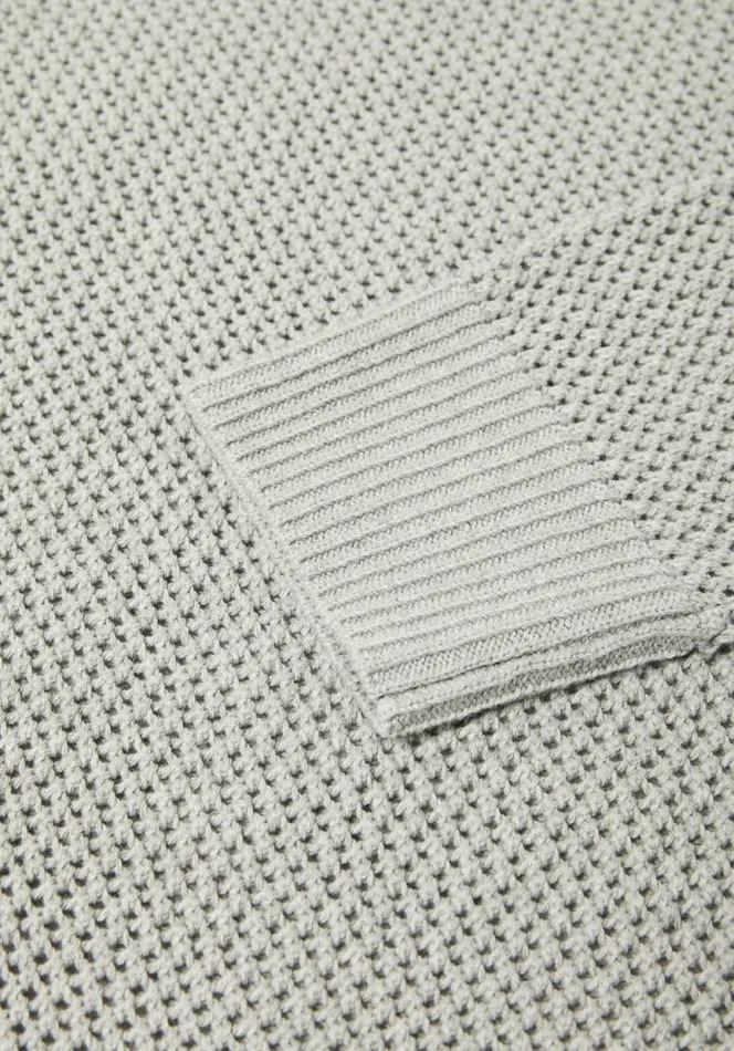 Shop MKI LOOSE GAUGE CREW Grey MKI MIYUKI ZOKU Knitwear Shop MKI LOOSE GAUGE CREW Grey MKI MIYUKI ZOKU Knitwear