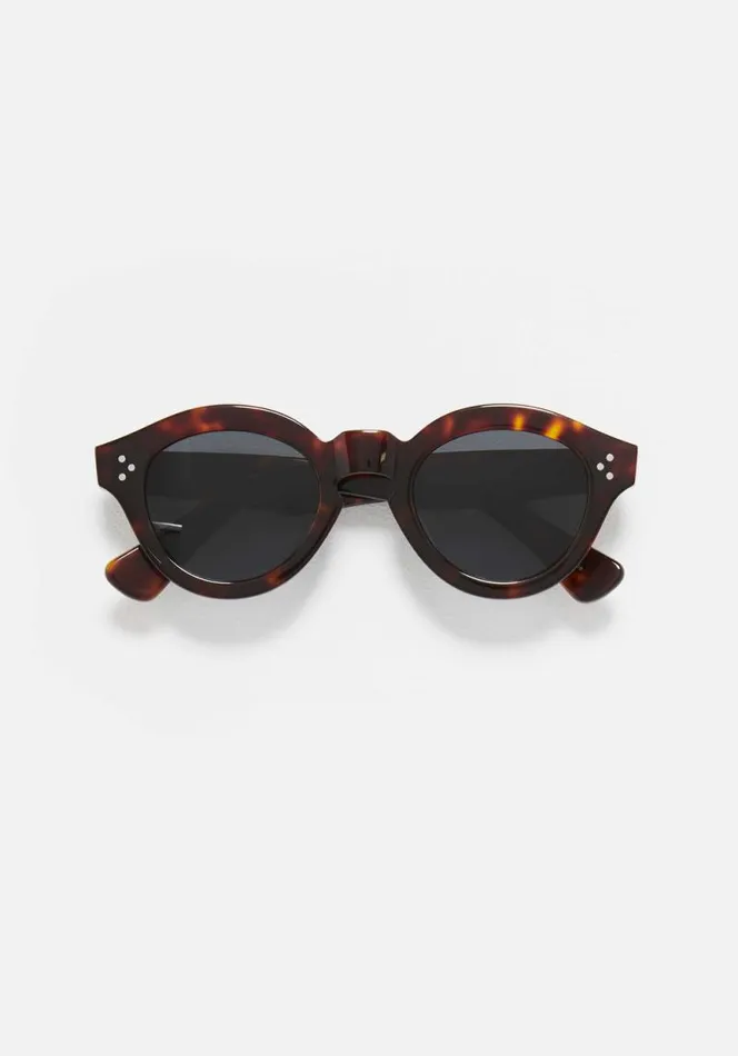 Shop MKI THICK KEYHOLE ACETATE SUNGLASSES Tortoise MKI MIYUKI ZOKU Eyewear