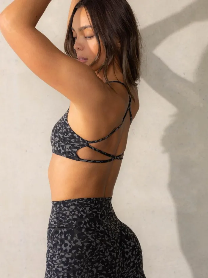 Sports Bras Womens Ryderwear Empower Sports Crop Black Leopard