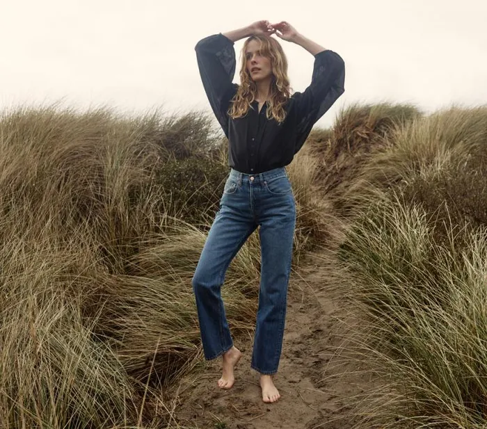 THE JANE BLOUSE Black Shop DEN Tops