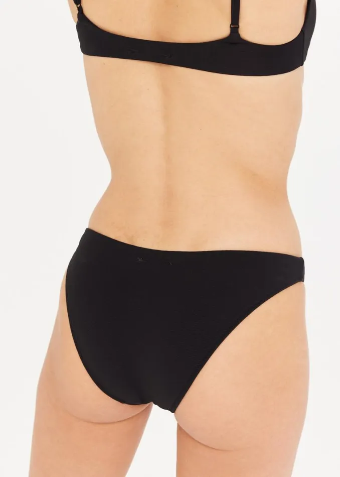The Upside CAMP COVE MOSS PANT Black Shop Swim Bottoms The Upside CAMP COVE MOSS PANT Black Shop Swim Bottoms