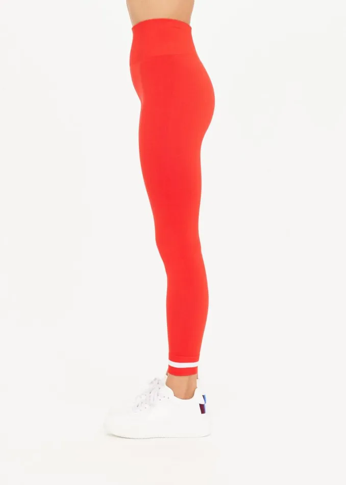 The Upside FORM SEAMLESS 25IN MIDI PANT Chilli Shop Leggings The Upside FORM SEAMLESS 25IN MIDI PANT Chilli Shop Leggings