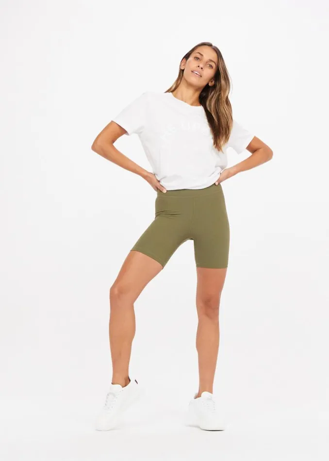 The Upside PEACHED 6IN SPIN SHORT Olive Shop Shorts The Upside PEACHED 6IN SPIN SHORT Olive Shop Shorts