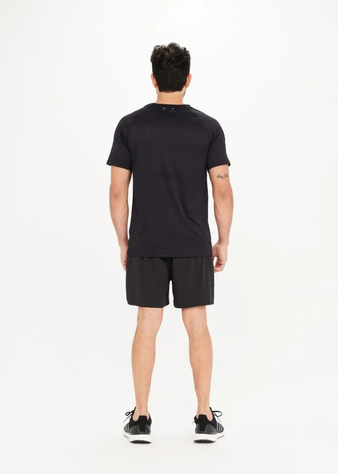 The Upside QUICK DRY DEAN TEE Black Shop Tops The Upside QUICK DRY DEAN TEE Black Shop Tops