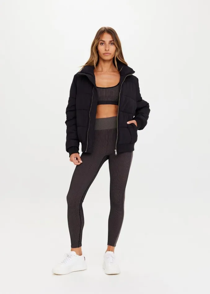 The Upside RIBBED SEAMLESS 25IN MIDI PANT Mocha Shop Leggings The Upside RIBBED SEAMLESS 25IN MIDI PANT Mocha Shop Leggings