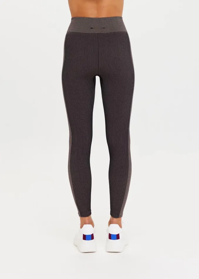 The Upside RIBBED SEAMLESS 25IN MIDI PANT Mocha Shop Leggings The Upside RIBBED SEAMLESS 25IN MIDI PANT Mocha Shop Leggings