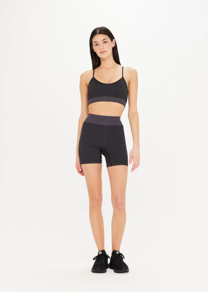 The Upside RIBBED SEAMLESS 5IN SPIN SHORT Black Shop Shorts