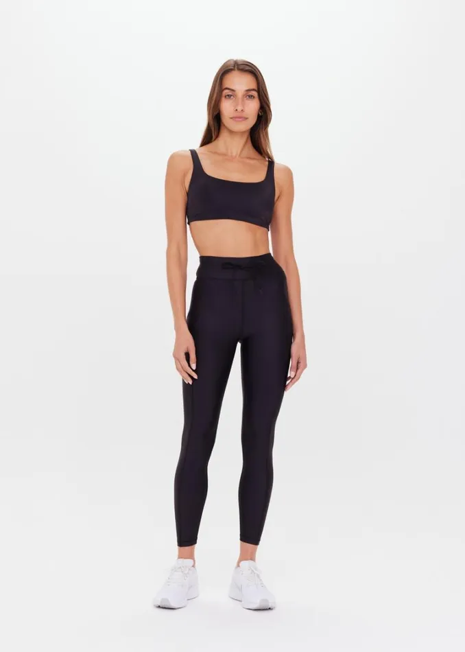 The Upside SUPERSOFT 25IN PKT MIDI PANT Black Shop Leggings