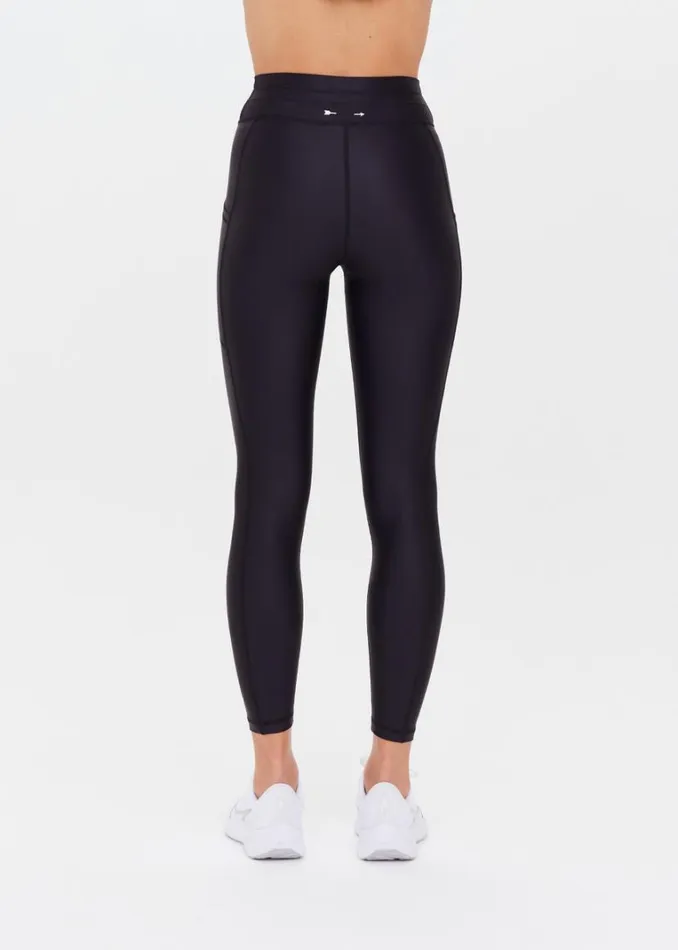 The Upside SUPERSOFT 25IN PKT MIDI PANT Black Shop Leggings