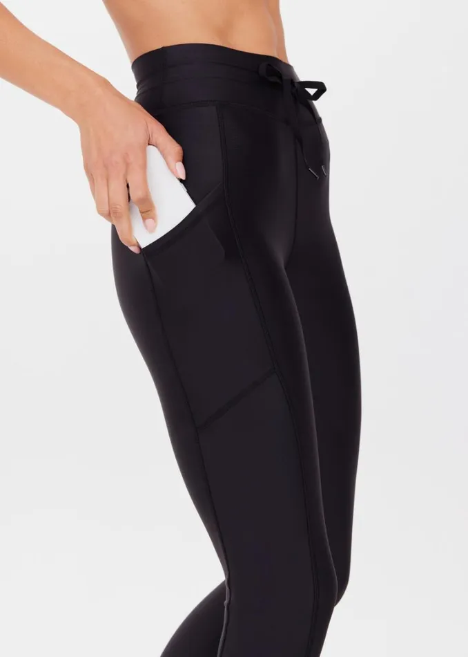 The Upside SUPERSOFT 25IN PKT MIDI PANT Black Shop Leggings