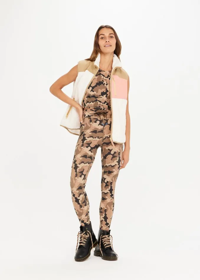The Upside TREKKY 25IN POCKET MIDI PANT Camo Shop Leggings The Upside TREKKY 25IN POCKET MIDI PANT Camo Shop Leggings