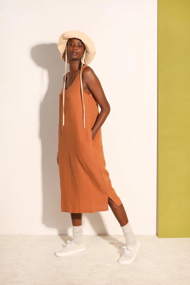 Women Basic Linen Shift Chestnut LF Markey Dresses