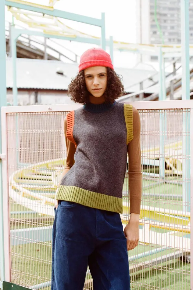 Women Ives Vest LF Markey Tops