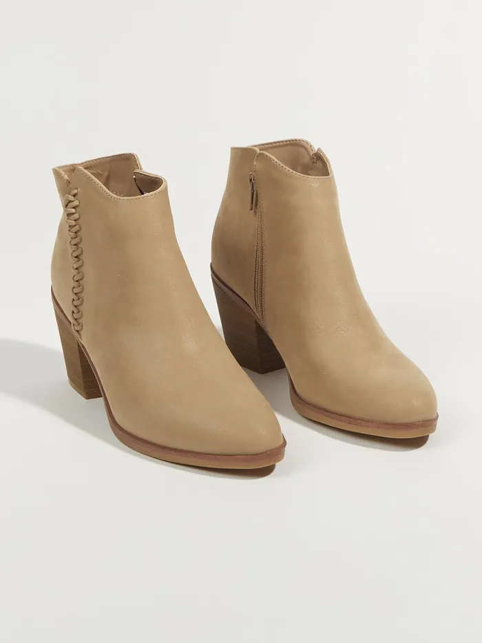 Women Lasso Stitched Ankle Booties Stone Altar039d State Boots Booties