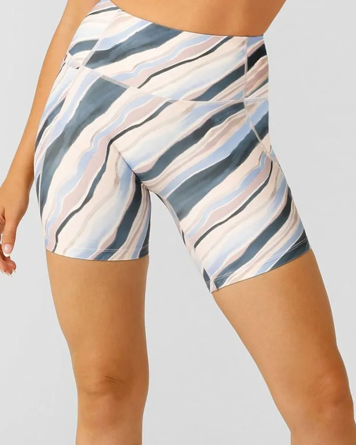 Women LORNA JANE Bike Shorts Horizon Haze No Ride Pocket Bike Short Blacklace Print