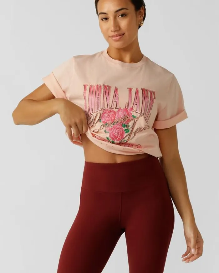 Women LORNA JANE Tops Vintage Rose Relaxed Tee Washed Sunkissed Peach