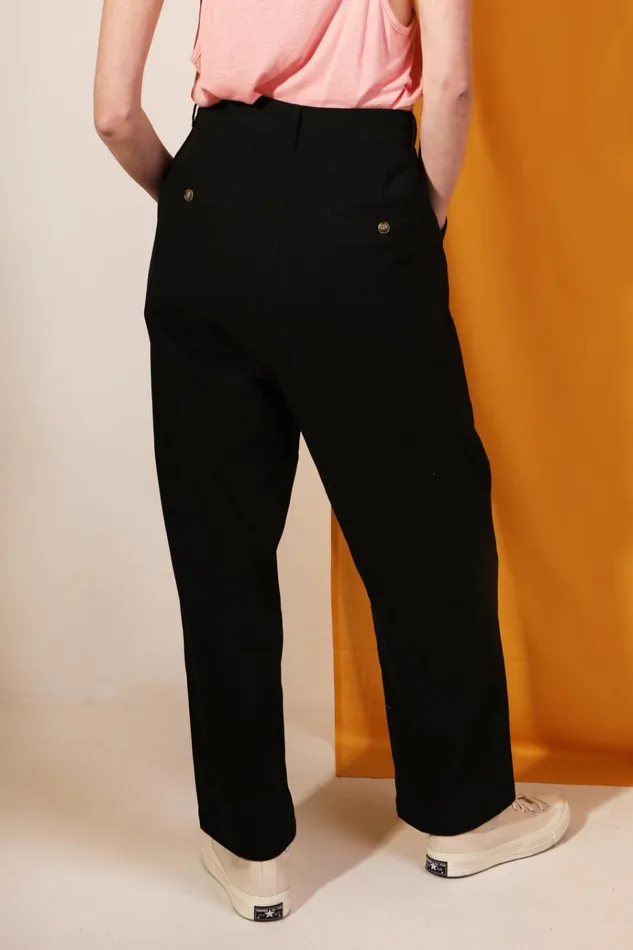 Women Mega Slacks Black LF Markey Trousers