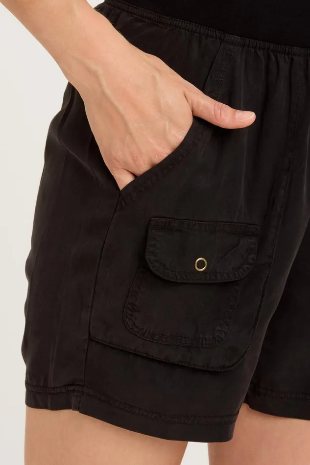 Wyss Short Black Clothing XCVI Shorts